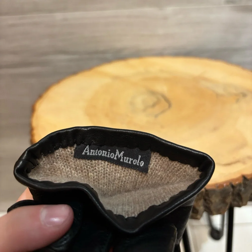 Lovely Vintage black leather cashmere lined gloves - size 6.5, made in Italy - Picture 4 of 4